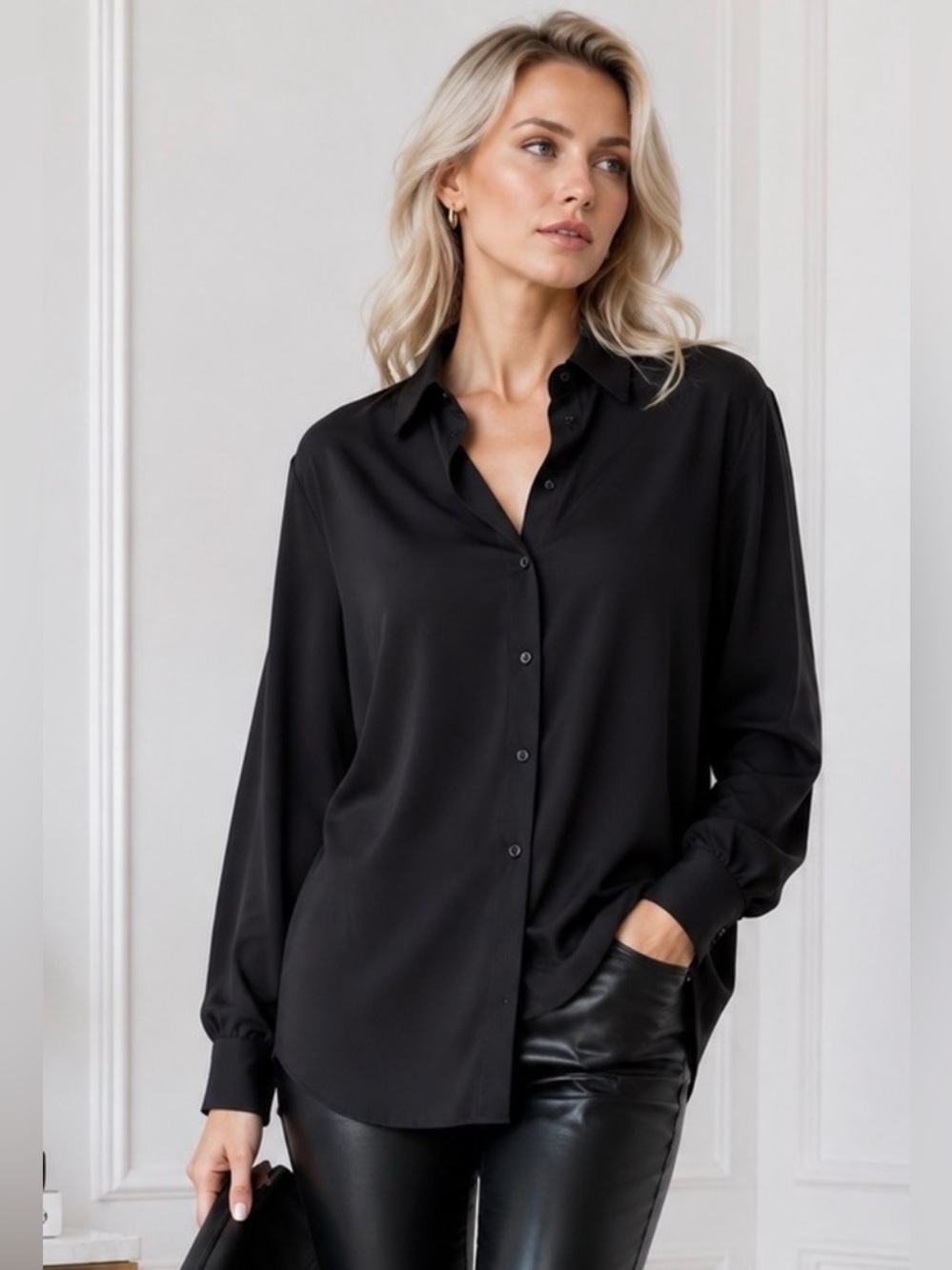 INVESTMENTS Black Collar Blouse with Tag Detail